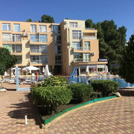 Kamelia Garden דירה *